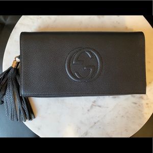 Gucci clutch